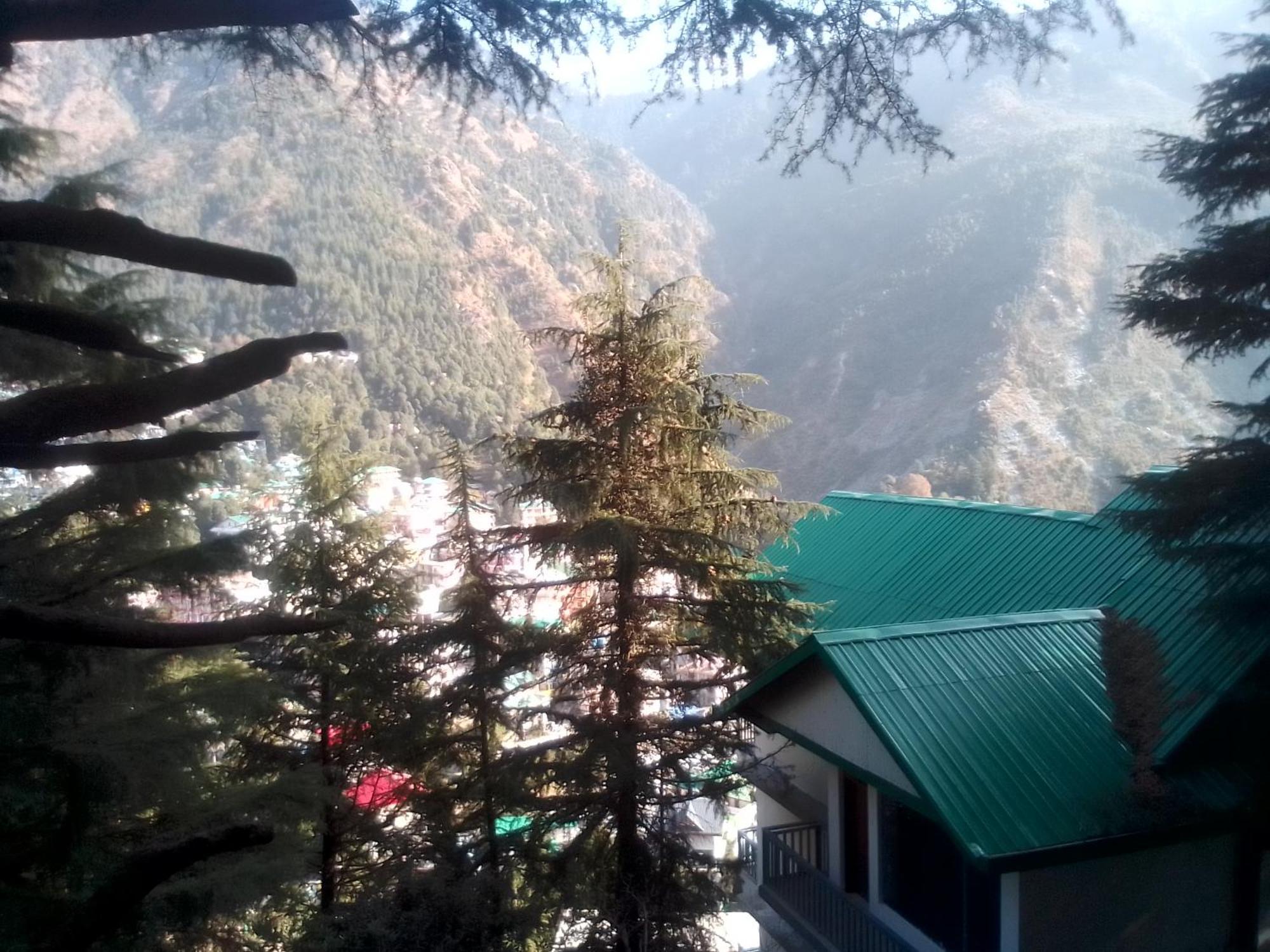 Albergue Himalayan Triund Trekking And Mountain View Dharamshala Exterior foto